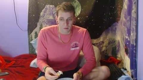 Snapshot of cguffey2284 chatting on 01/06/25, 02:15 cguffey2284 online show from 01/06/25, 02:15