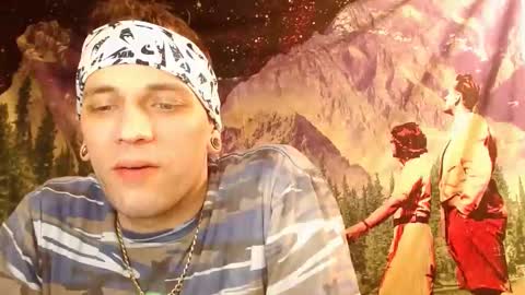 Snapshot of cguffey2284 chatting on 01/16/25, 10:44 cguffey2284 online show from 01/16/25, 10:44