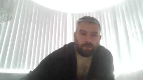 Snapshot of ch33ky85 chatting on 01/12/26, 01:05 ch33ky85 online show from 01/12/26, 01:05