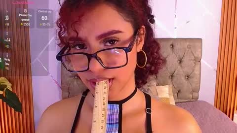 Snapshot of chaarlottee_69 chatting on 03/03/26, 08:26 CHAARLOTTEE online show from 03/03/26, 08:26