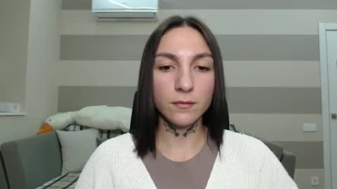 Kate online show from 01/20/25, 01:00