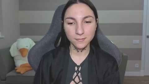 Kate online show from 09/19/25, 06:37