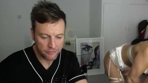 Snapshot of chacar123 chatting on 03/31/26, 11:27 2Play and play2 online show from 03/31/26, 11:27