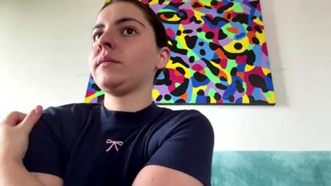 Nini online show from 06/24/26, 10:14