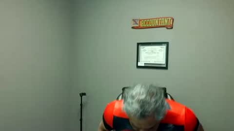 Snapshot of chacho1968 chatting on 06/08/26, 11:32 Chuck online show from 06/08/26, 11:32