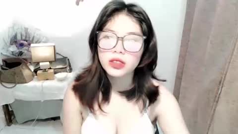 chakadal_xx online show from 10/24/25, 12:19