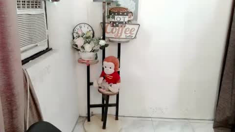 chakadal_xx online show from 11/28/25, 01:52