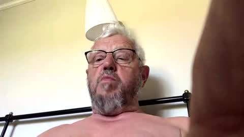 Snapshot of challe53 chatting on 05/27/26, 01:52 challe online show from 05/27/26, 01:52
