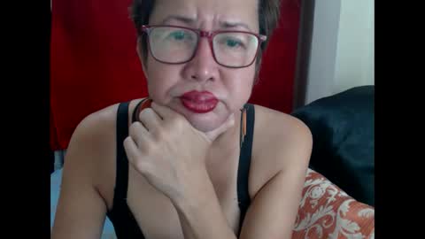 Snapshot of champaka123 chatting on 01/11/26, 04:50 champaka online show from 01/11/26, 04:50