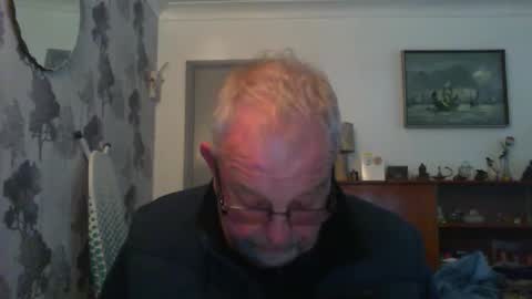 Snapshot of champers37 chatting on 12/04/24, 10:02 Champers online show from 12/04/24, 10:02