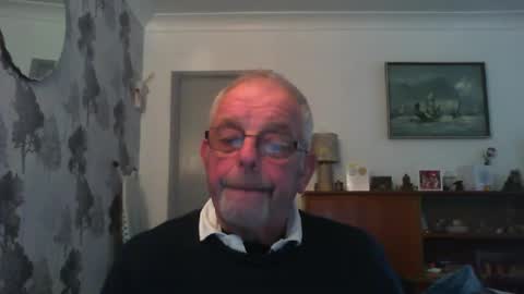 Snapshot of champers37 chatting on 12/10/24, 10:38 Champers online show from 12/10/24, 10:38