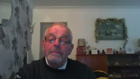 Snapshot of champers37 chatting on 12/14/24, 10:13 Champers online show from 12/14/24, 10:13