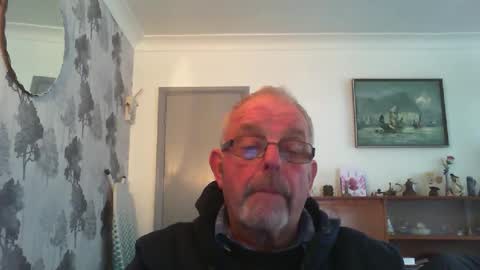 Snapshot of champers37 chatting on 02/11/25, 02:24 Champers online show from 02/11/25, 02:24