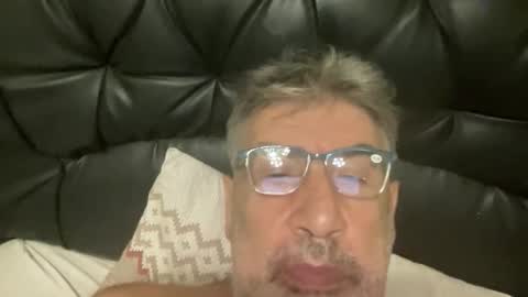 Snapshot of champsex305610 chatting on 02/16/26, 06:37 champsex305610 online show from 02/16/26, 06:37