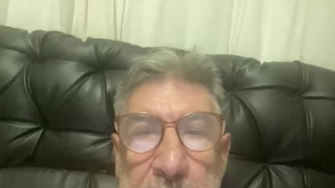 Snapshot of champsex305610 chatting on 04/19/26, 02:38 champsex305610 online show from 04/19/26, 02:38