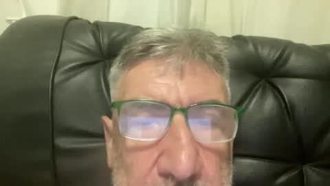 Snapshot of champsex305610 chatting on 04/21/26, 03:17 champsex305610 online show from 04/21/26, 03:17
