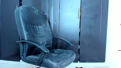 Kenji online show from 04/18/26, 07:07