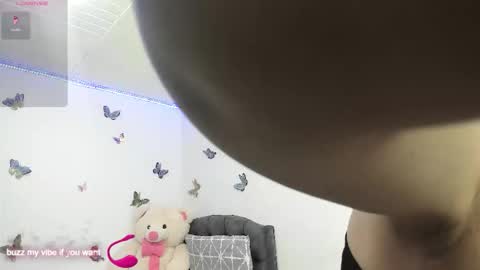Snapshot of chanell__toledo chatting on 02/18/26, 11:33 Chanel online show from 02/18/26, 11:33