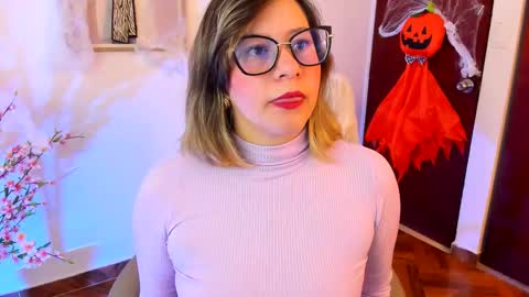 chanell online show from 10/22/25, 09:09