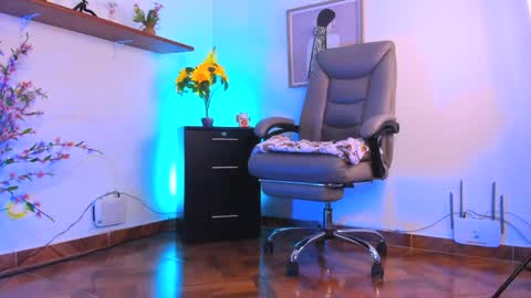 chanell online show from 05/15/26, 02:02