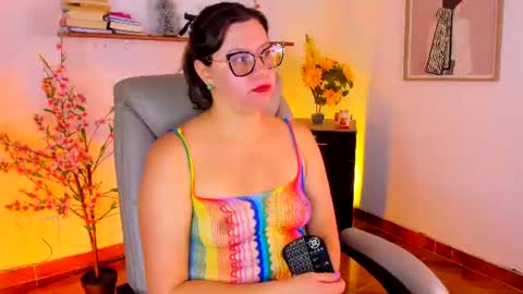 Snapshot of chanell_taylor_ chatting on 06/13/26, 03:21 chanell online show from 06/13/26, 03:21