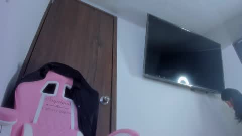 Chanell online show from 02/27/25, 07:58