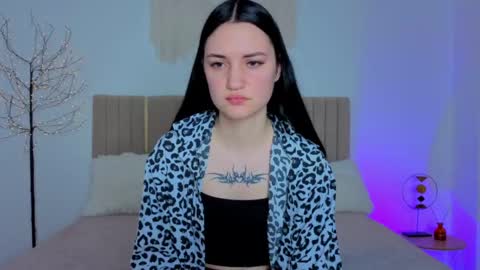 Evelina online show from 05/23/26, 08:07