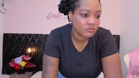 Snapshot of channel_brunette chatting on 03/29/26, 06:19 Chanel online show from 03/29/26, 06:19