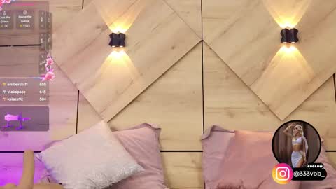 Snapshot of channelcrawford chatting on 01/05/26, 05:27 ChannelCrawford online show from 01/05/26, 05:27