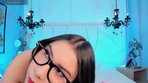 Channey online show from 11/17/25, 03:01