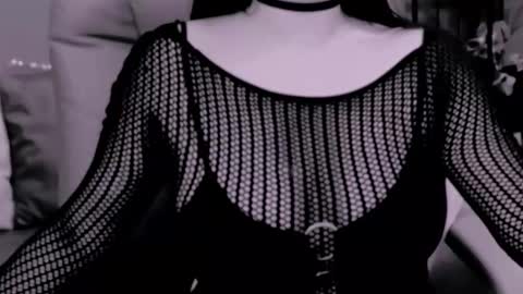 The Queen online show from 10/29/25, 11:34