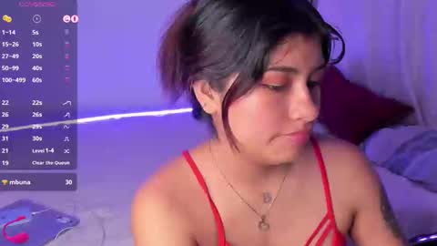 Snapshot of chantalpetit chatting on 01/28/25, 02:21 chantalpetit online show from 01/28/25, 02:21