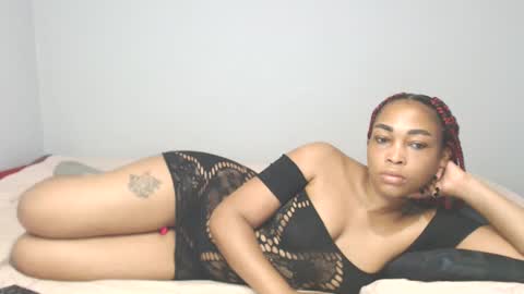 Snapshot of chantel87_ chatting on 02/17/25, 04:31 chantel87_ online show from 02/17/25, 04:31