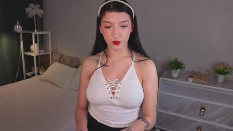Snapshot of chantelcutty chatting on 10/26/25, 12:33 Amelia online show from 10/26/25, 12:33