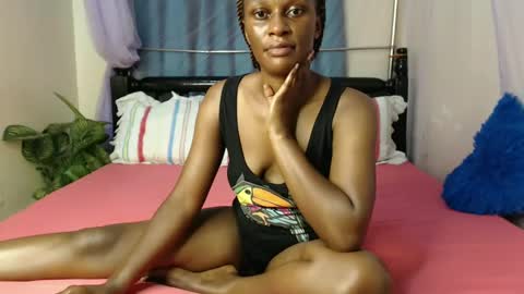 Snapshot of chantelsamz2 chatting on 12/08/24, 12:08 Chantel online show from 12/08/24, 12:08