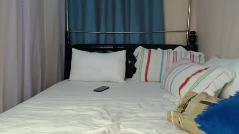 Snapshot of chantelsamz2 chatting on 02/02/25, 11:21 Chantel online show from 02/02/25, 11:21