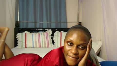 Snapshot of chantelsamz2 chatting on 02/19/25, 03:39 Chantel online show from 02/19/25, 03:39