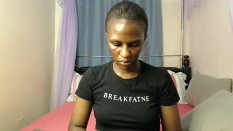 Snapshot of chantelsamz2 chatting on 03/05/25, 12:55 Chantel online show from 03/05/25, 12:55