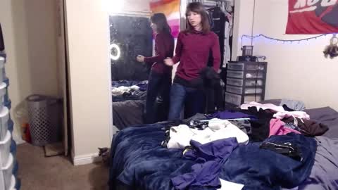 Snapshot of chaos_kat chatting on 02/06/25, 02:11 Chaos Kat online show from 02/06/25, 02:11