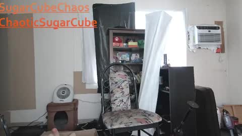 Snapshot of chaoticsugarcube chatting on 01/13/25, 10:56 chaoticsugarcube online show from 01/13/25, 10:56