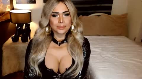 Snapshot of charismatic_apple chatting on 02/03/26, 06:13 charismatic_apple online show from 02/03/26, 06:13