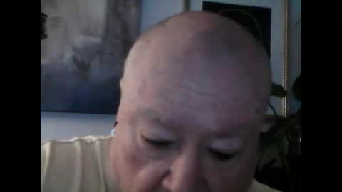 charles191977 online show from 12/03/25, 11:41