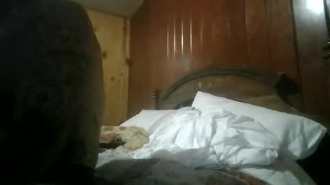 charlesb13 online show from 05/01/26, 06:40