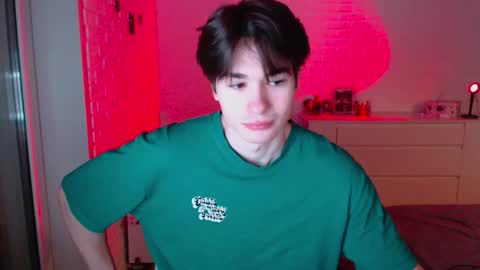 Snapshot of charleshanson69 chatting on 02/17/26, 02:35 charleshanson69 online show from 02/17/26, 02:35