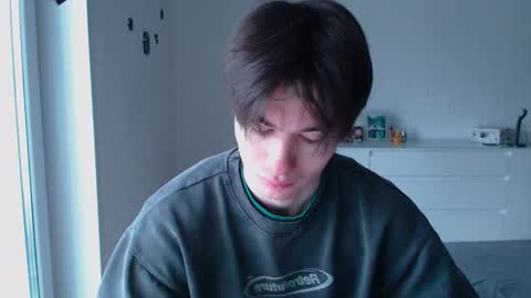 Snapshot of charleshanson69 chatting on 02/28/26, 04:02 charleshanson69 online show from 02/28/26, 04:02
