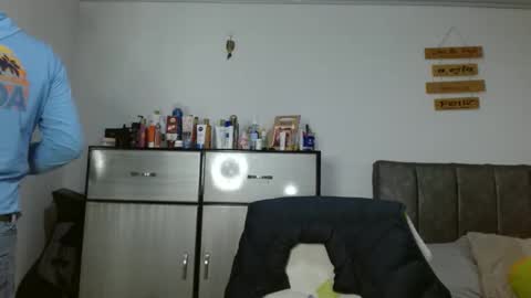 charli 4 online show from 03/08/26, 02:04