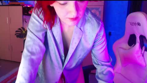 charlie online show from 12/23/24, 09:08