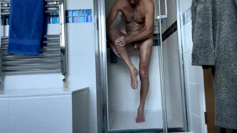 Snapshot of charlieg123 chatting on 01/25/25, 08:42 Gary online show from 01/25/25, 08:42