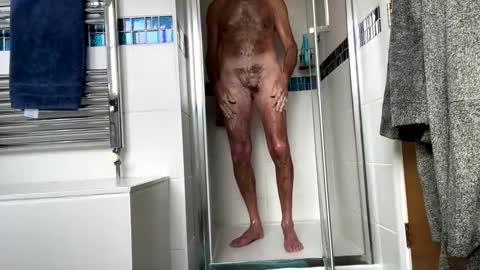 Snapshot of charlieg123 chatting on 03/12/25, 08:30 Gary online show from 03/12/25, 08:30