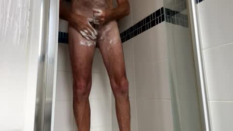 Snapshot of charlieg123 chatting on 09/10/25, 06:46 Gary online show from 09/10/25, 06:46